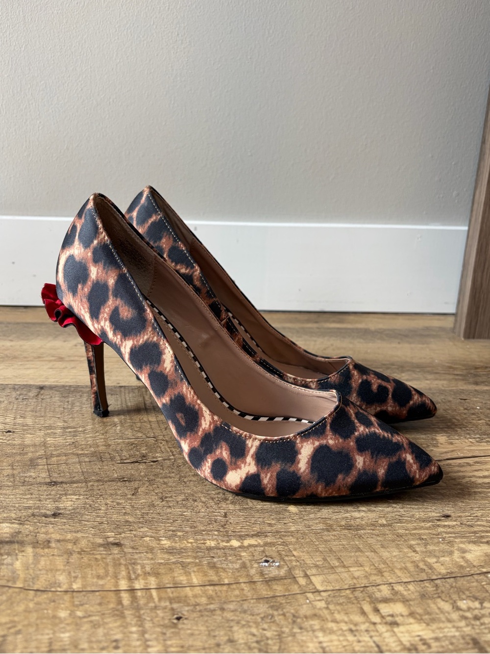 Betsey Johnson Harbur Leopard Print Pointed Toe Heels